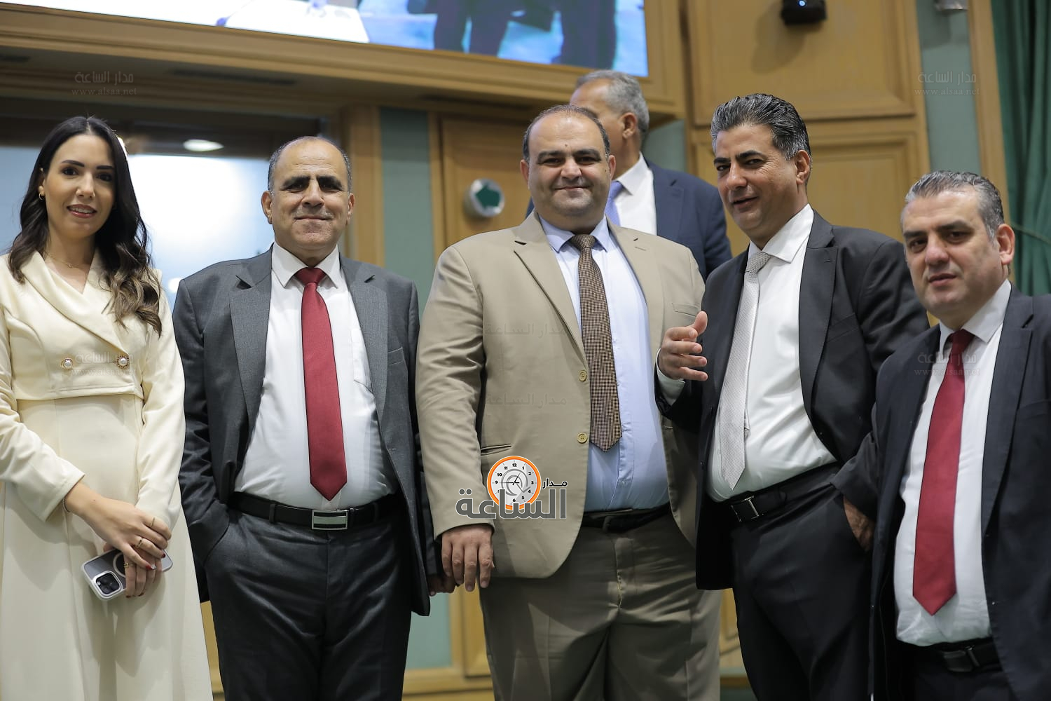 Madar Al-Saa Images 0.34700490603796885