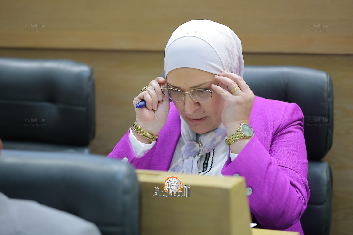 Madar Al-Saa Images 0.42598760941917657