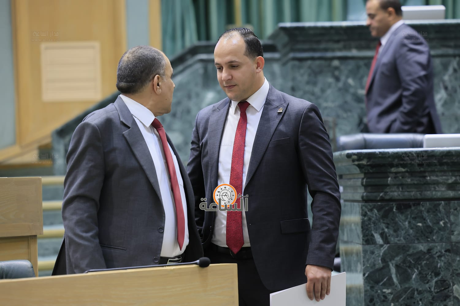 Madar Al-Saa Images 0.44901514054502045