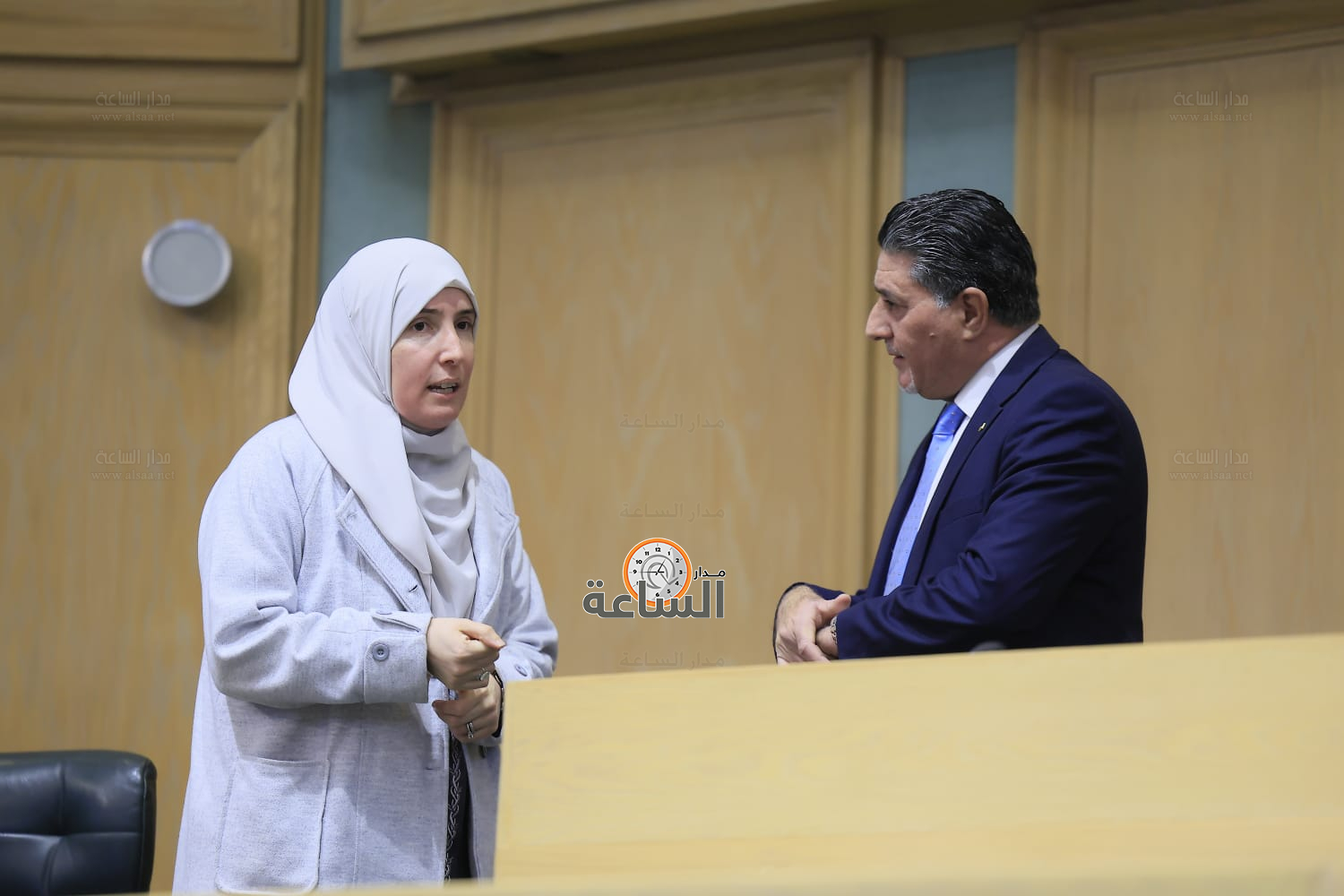 Madar Al-Saa Images 0.6958958810510726