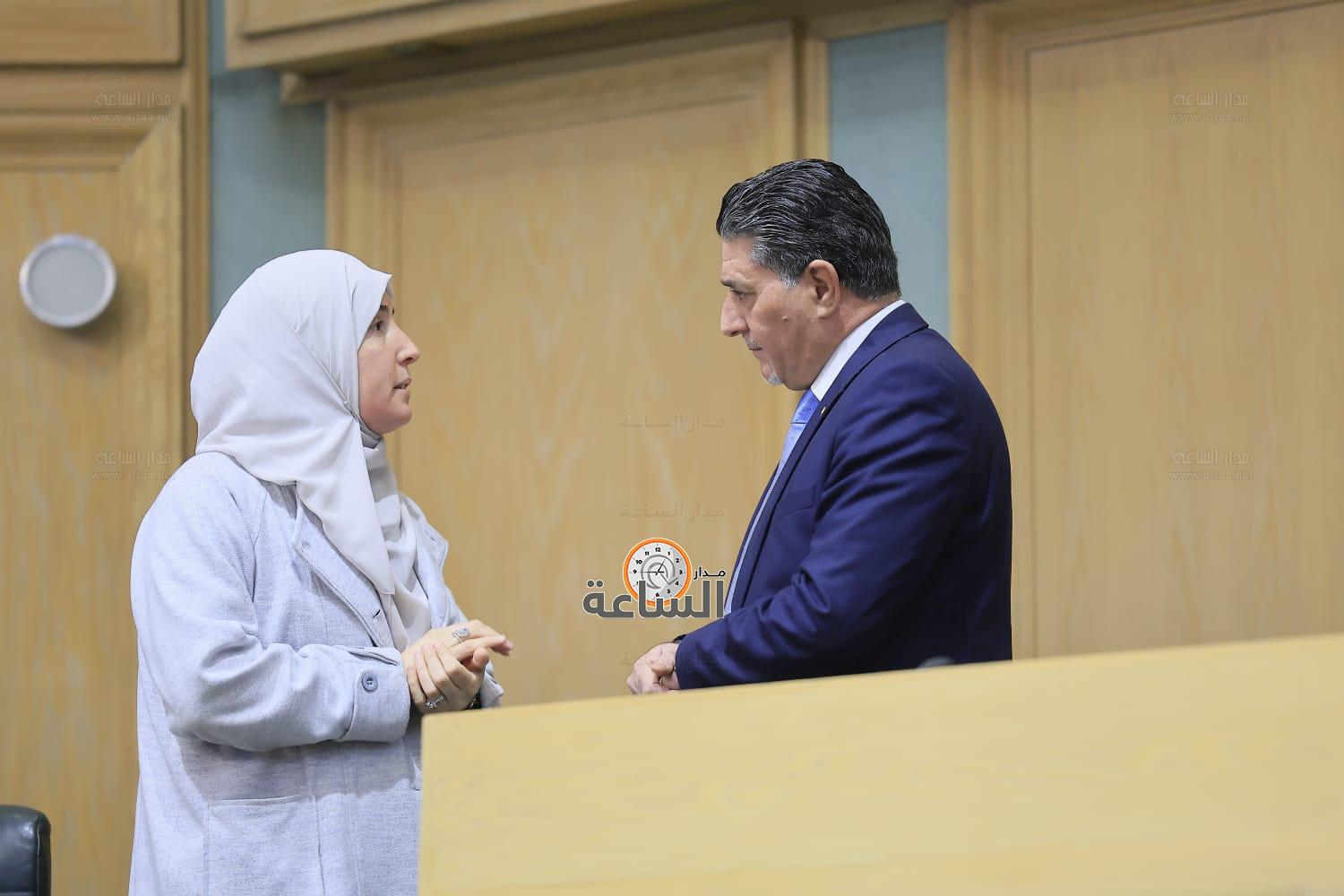 Madar Al-Saa Images 0.7734845225353876