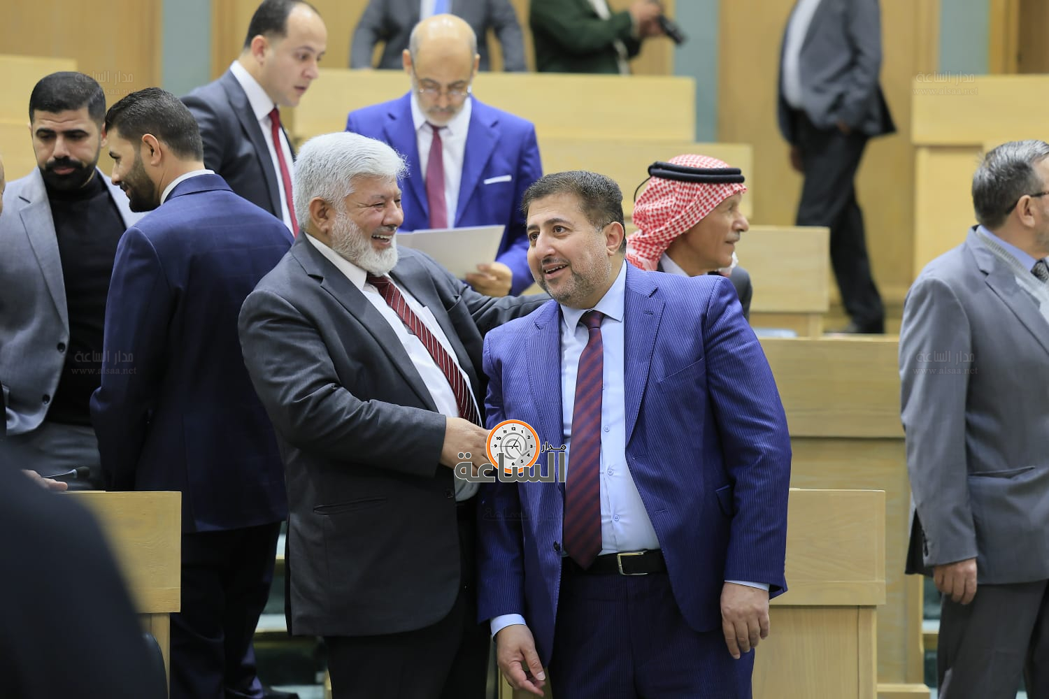 Madar Al-Saa Images 0.10102734393165202