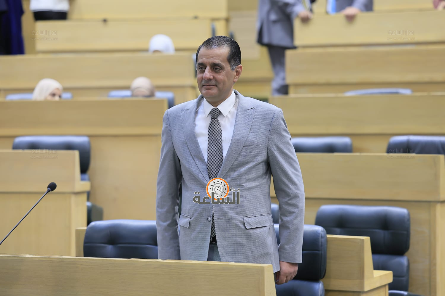 Madar Al-Saa Images 0.5439663835046148