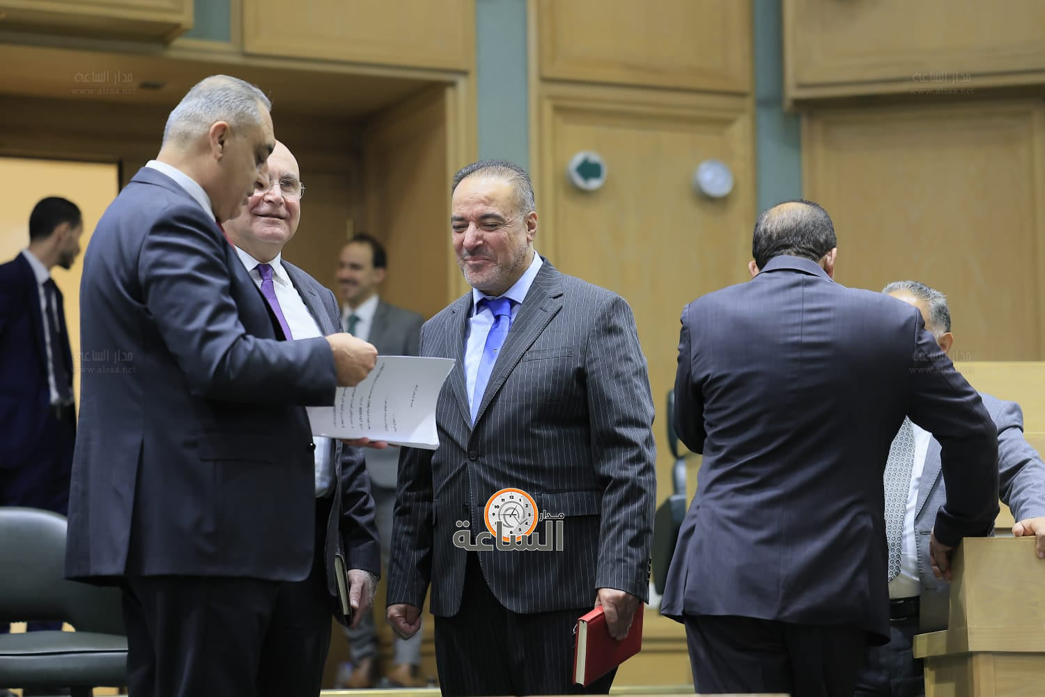 Madar Al-Saa Images 0.6966641660125044