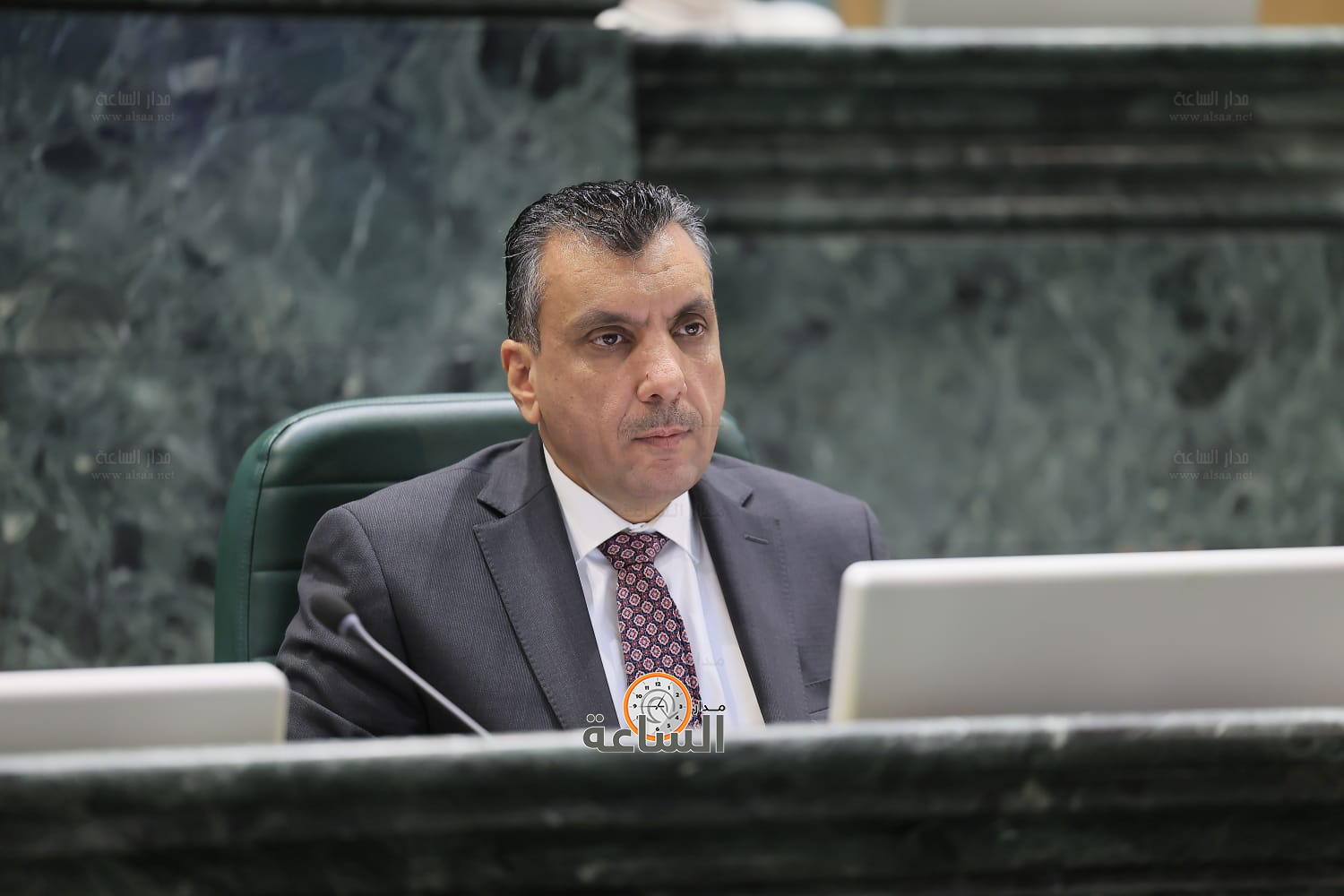 Madar Al-Saa Images 0.38953776388444716