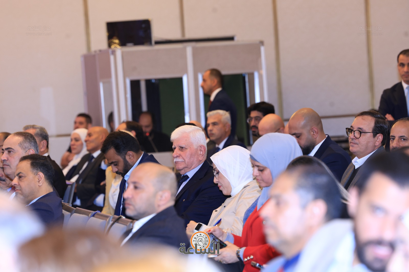 Madar Al-Saa Images 0.6354698079469471