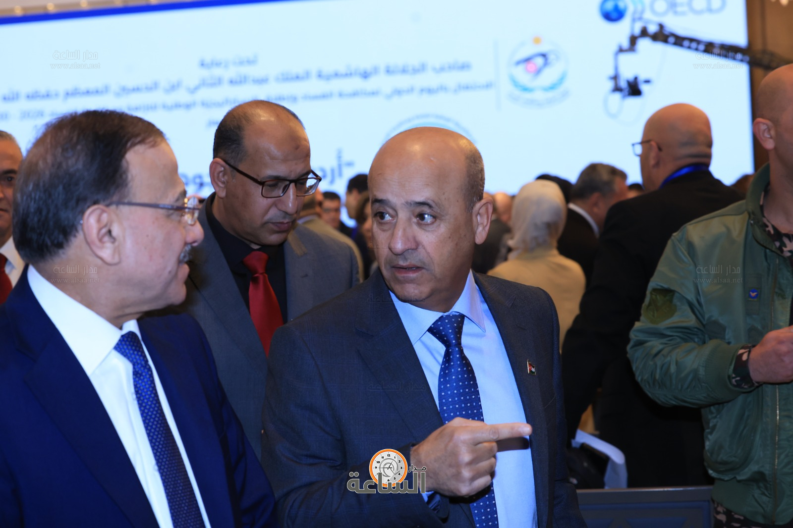 Madar Al-Saa Images 0.37091056402954437