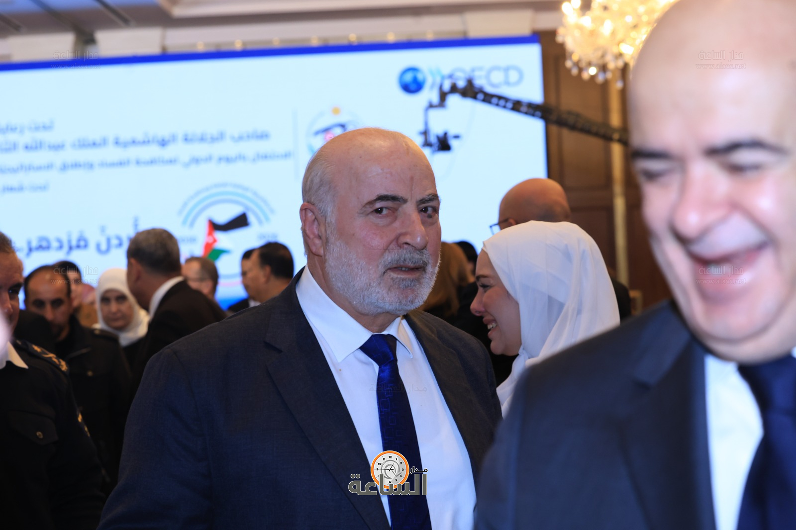 Madar Al-Saa Images 0.5851560304902825