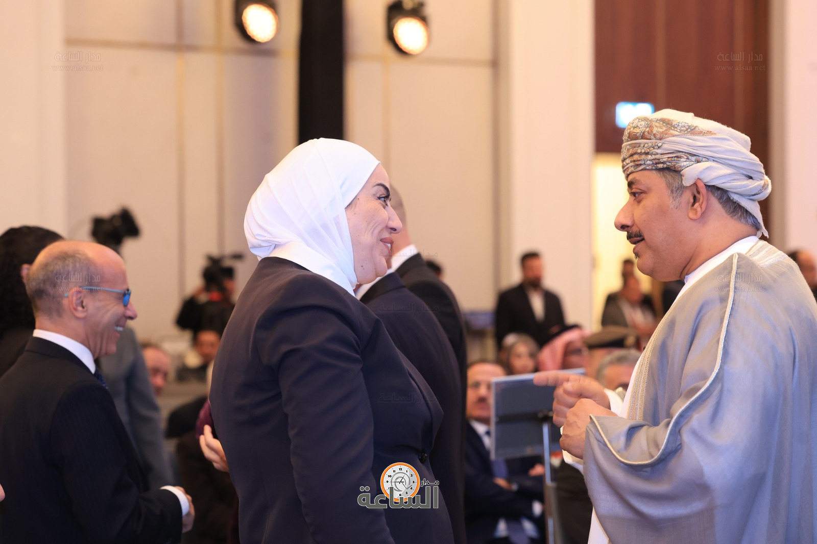 Madar Al-Saa Images 0.5756392251769007