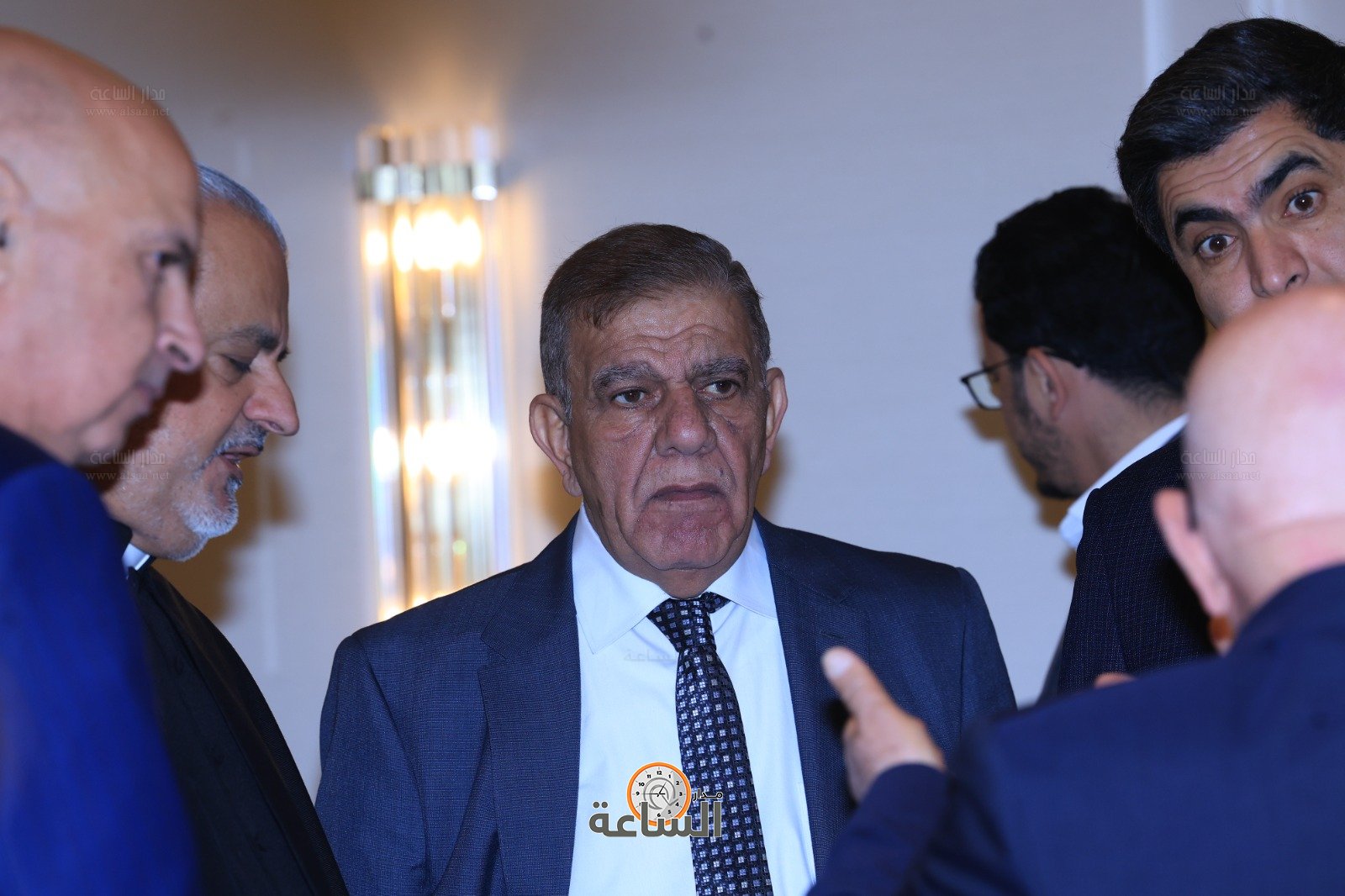 Madar Al-Saa Images 0.6959070583756226