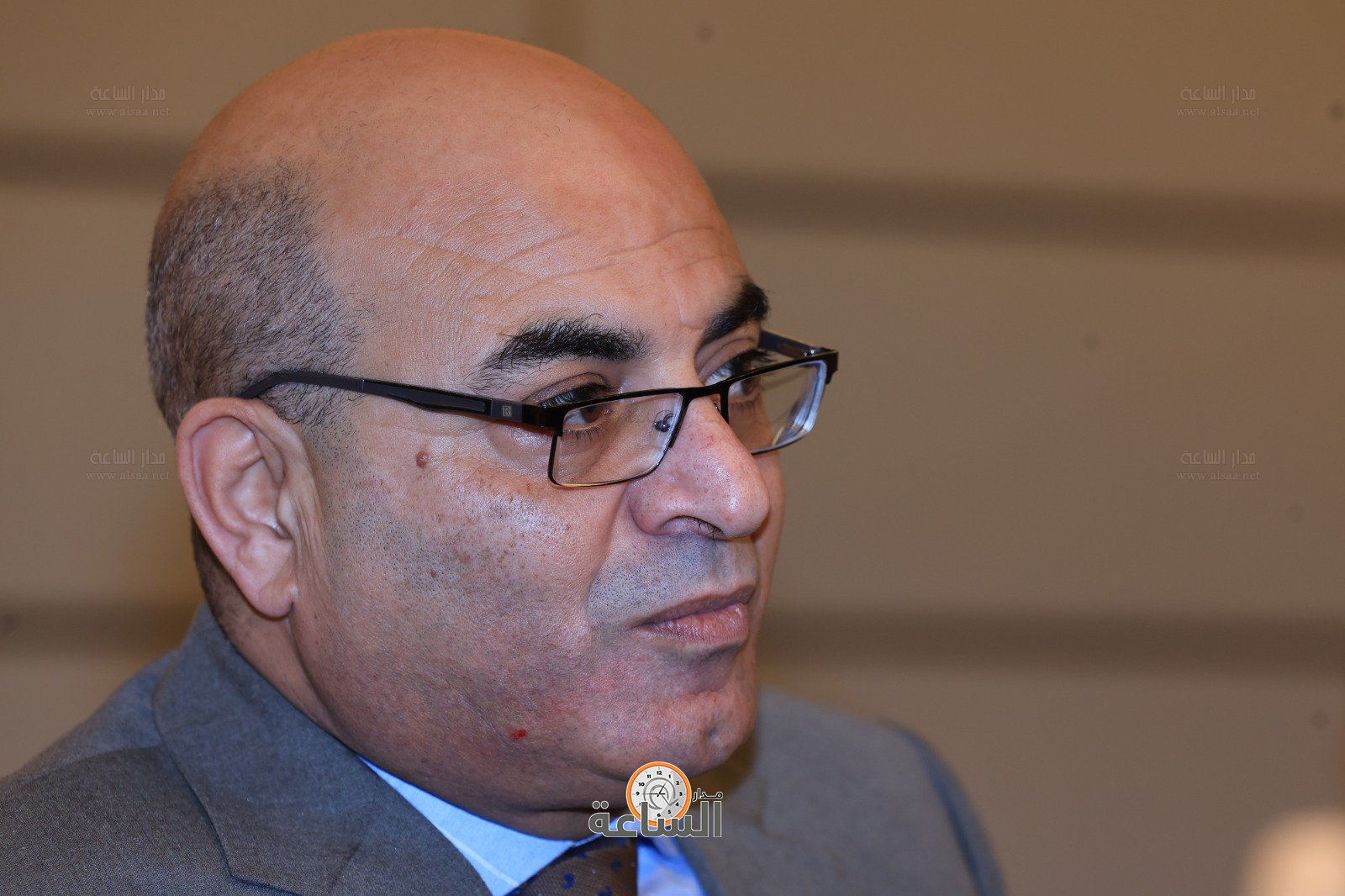 Madar Al-Saa Images 0.1467063557995021