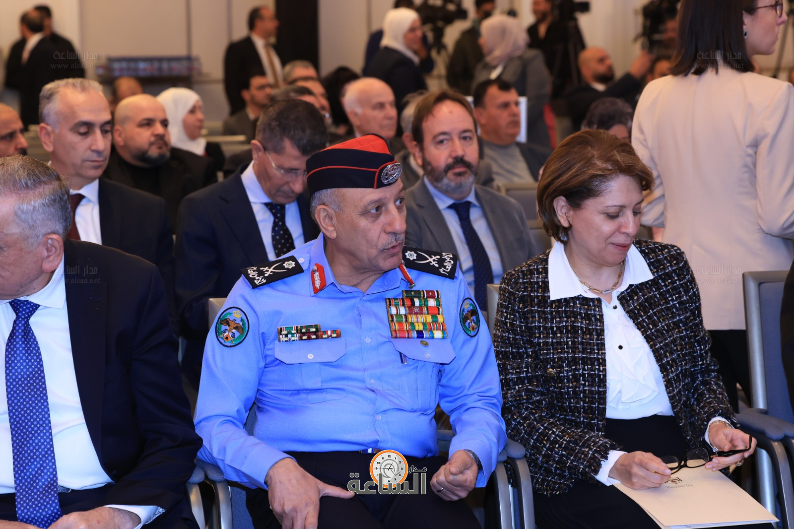 Madar Al-Saa Images 0.6357141130199778