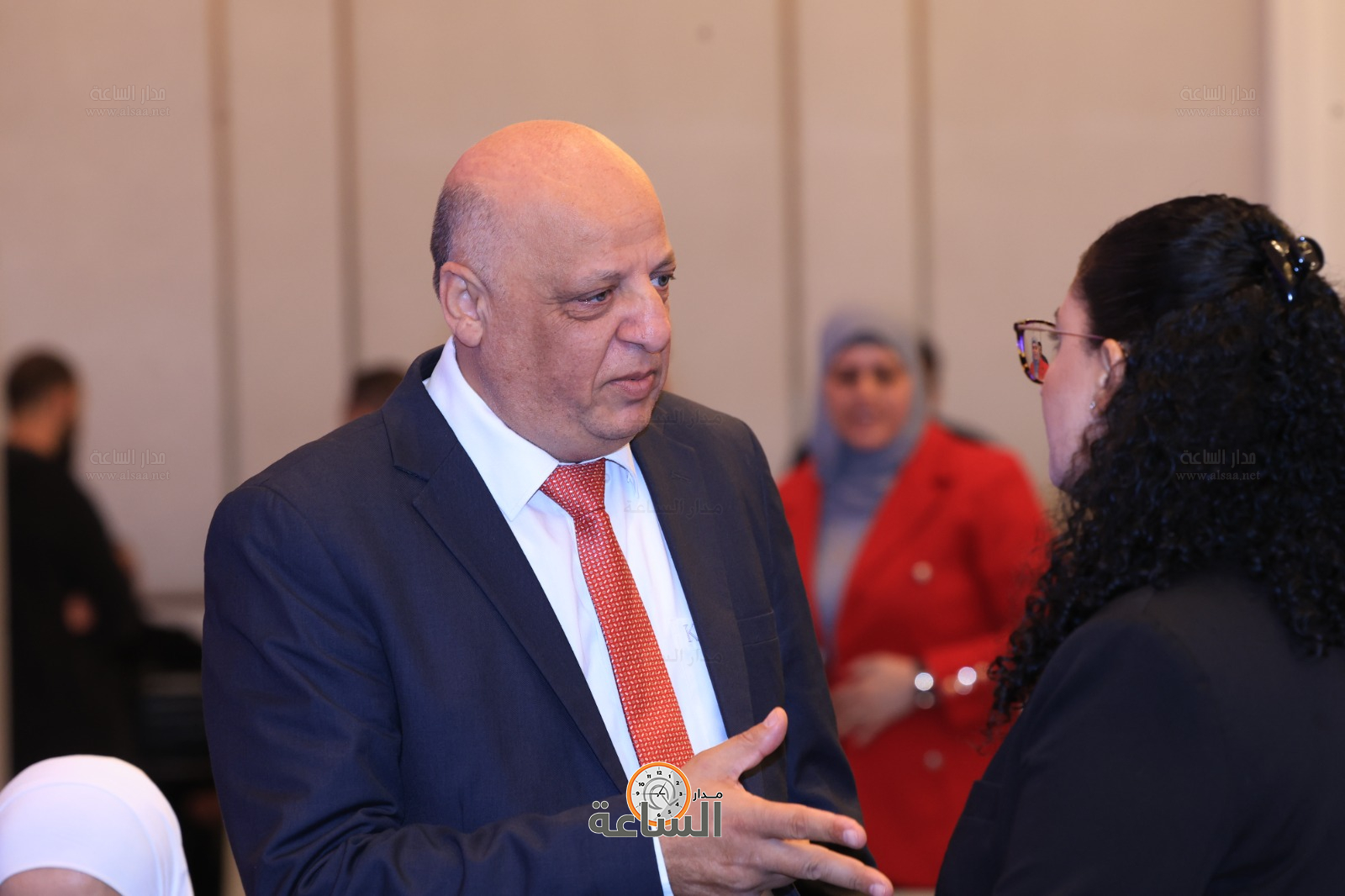 Madar Al-Saa Images 0.7737141082359614