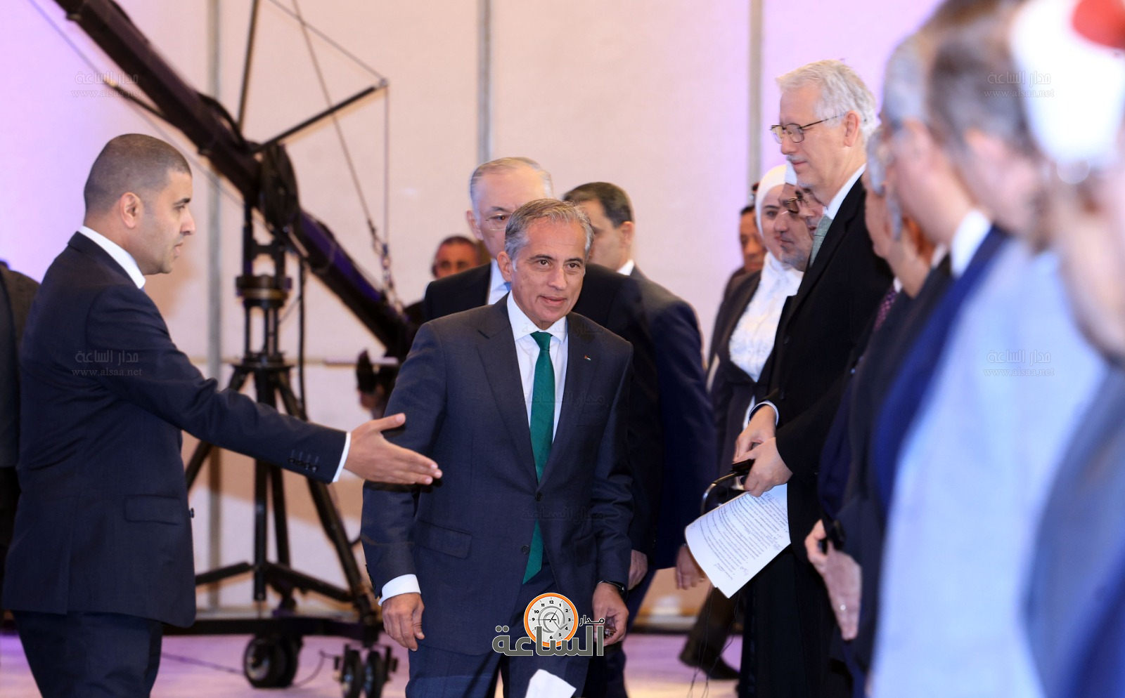 Madar Al-Saa Images 0.28375721632809625