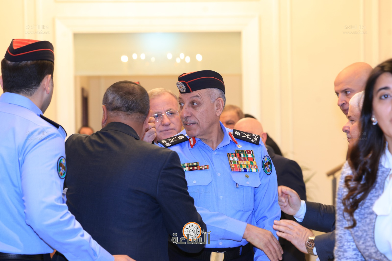 Madar Al-Saa Images 0.513068780343552