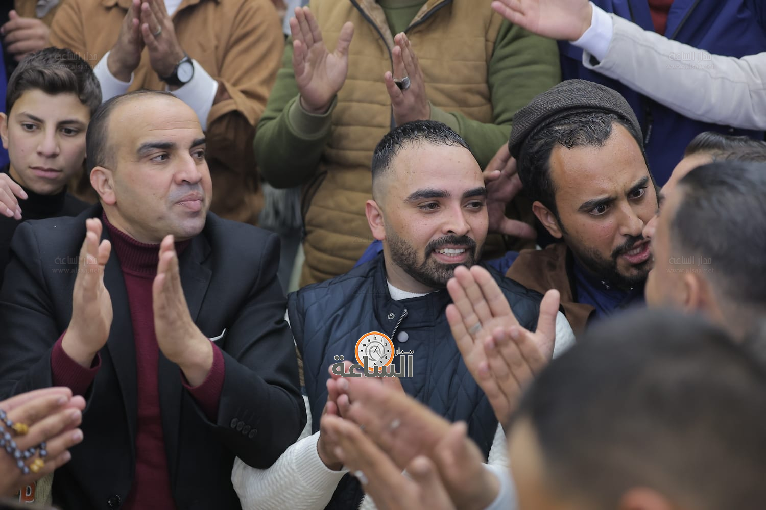 Madar Al-Saa Images 0.4778028354025625