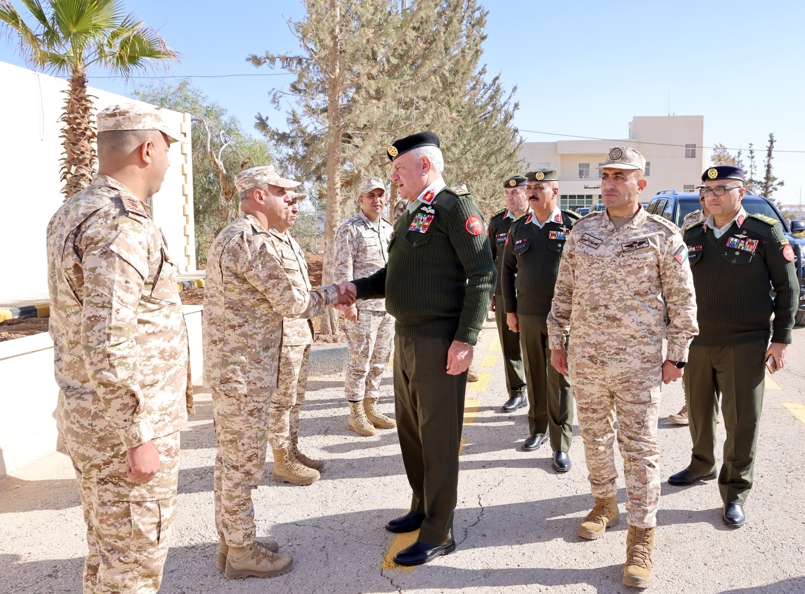 Madar Al-Saa Images 0.30466873811015194