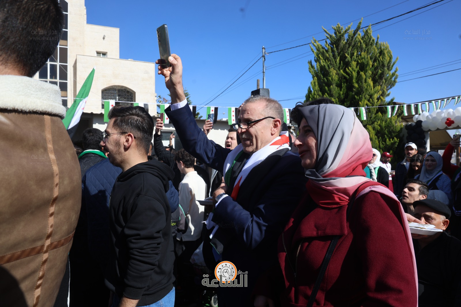 Madar Al-Saa Images 0.6357612047051824