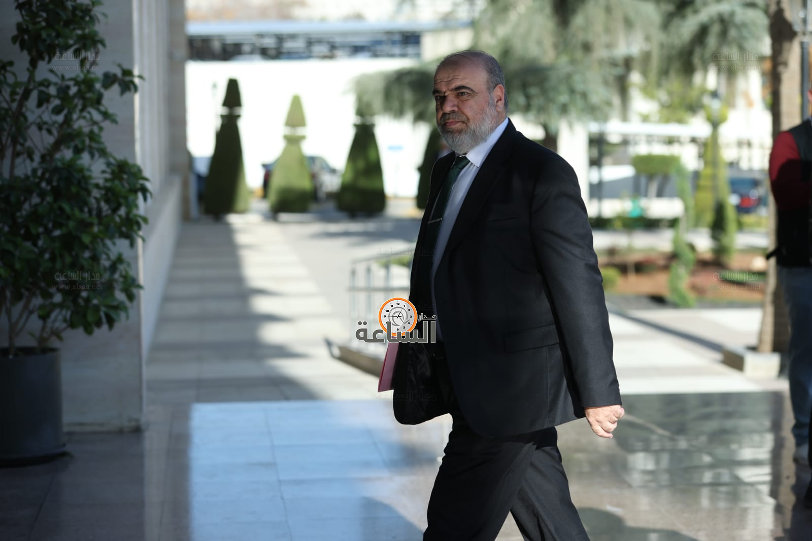 Madar Al-Saa Images 0.5457565385122396