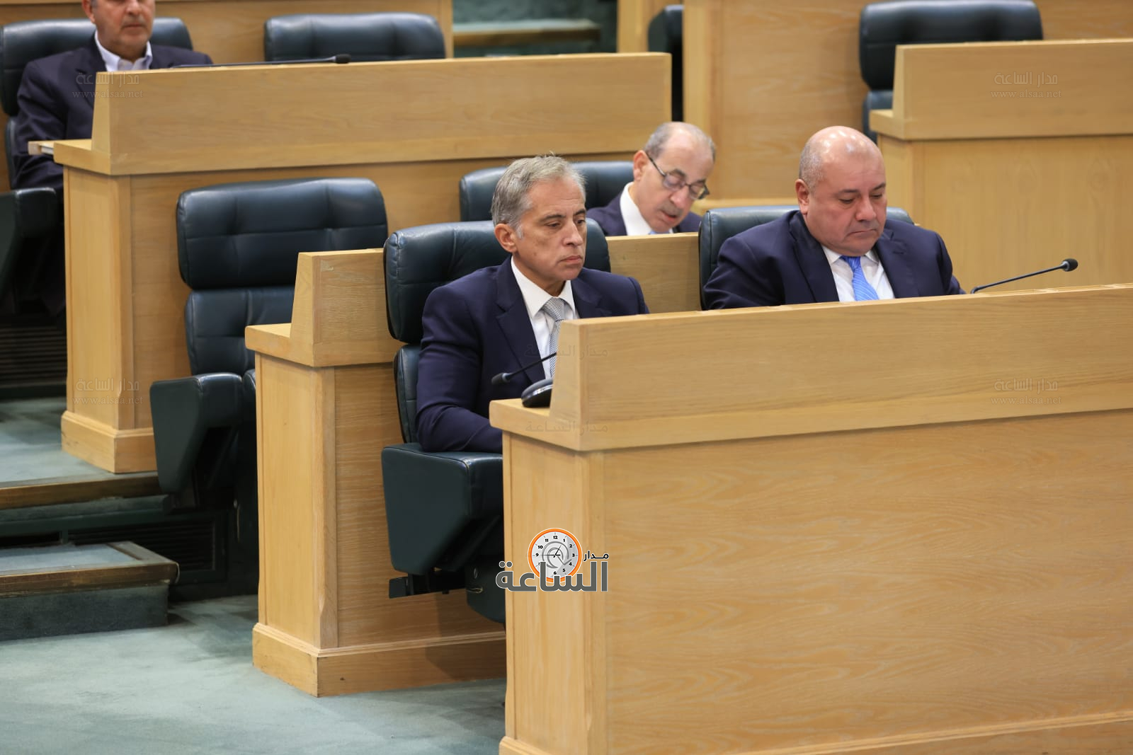 Madar Al-Saa Images 0.09179359707670365