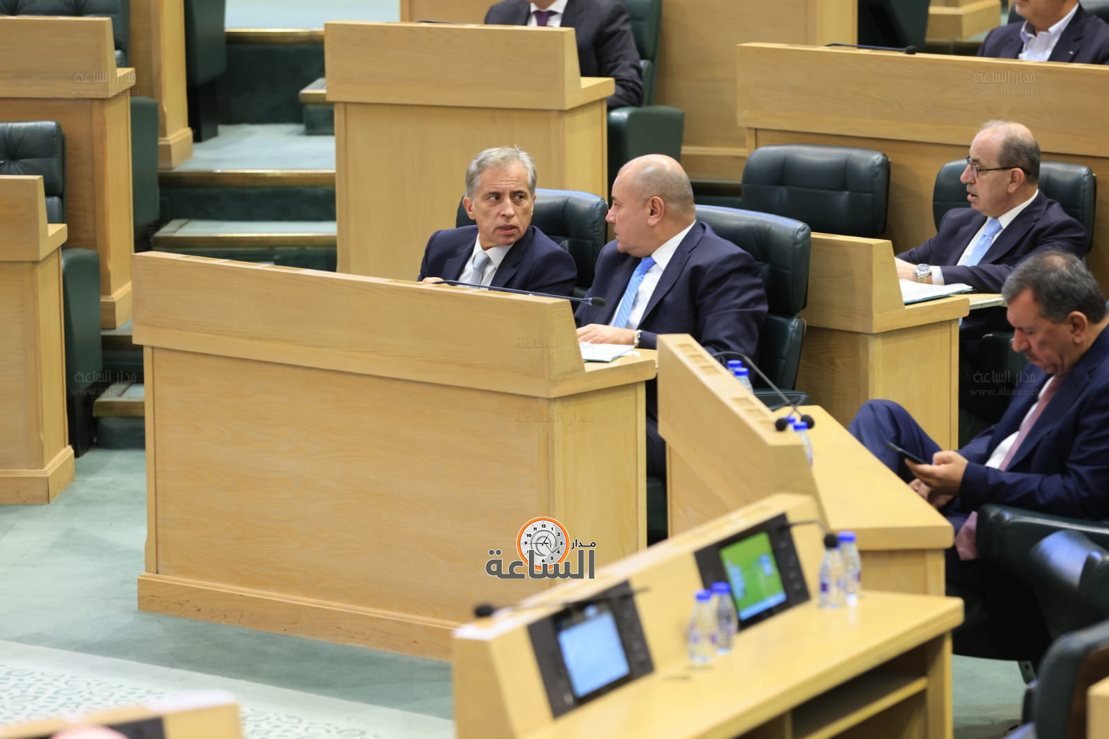 Madar Al-Saa Images 0.5596658802141186