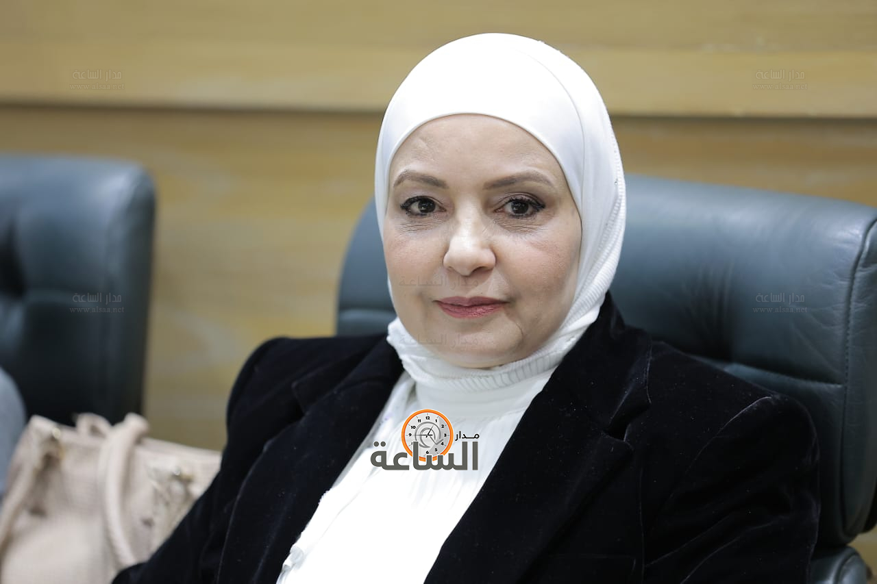 Madar Al-Saa Images 0.17111355660170624