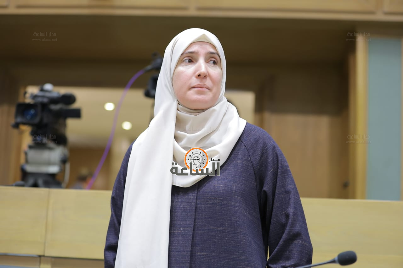 Madar Al-Saa Images 0.5417894613569809