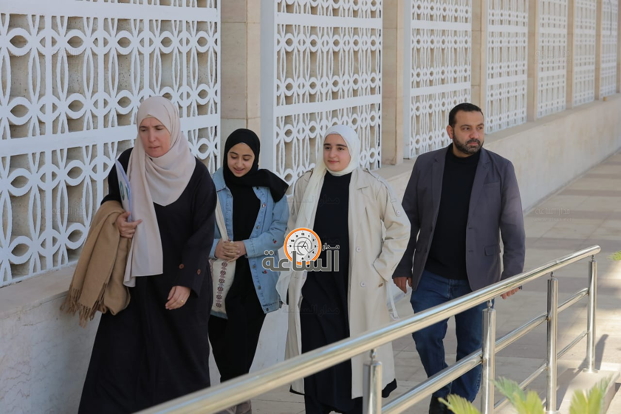 Madar Al-Saa Images 0.6012355883263164