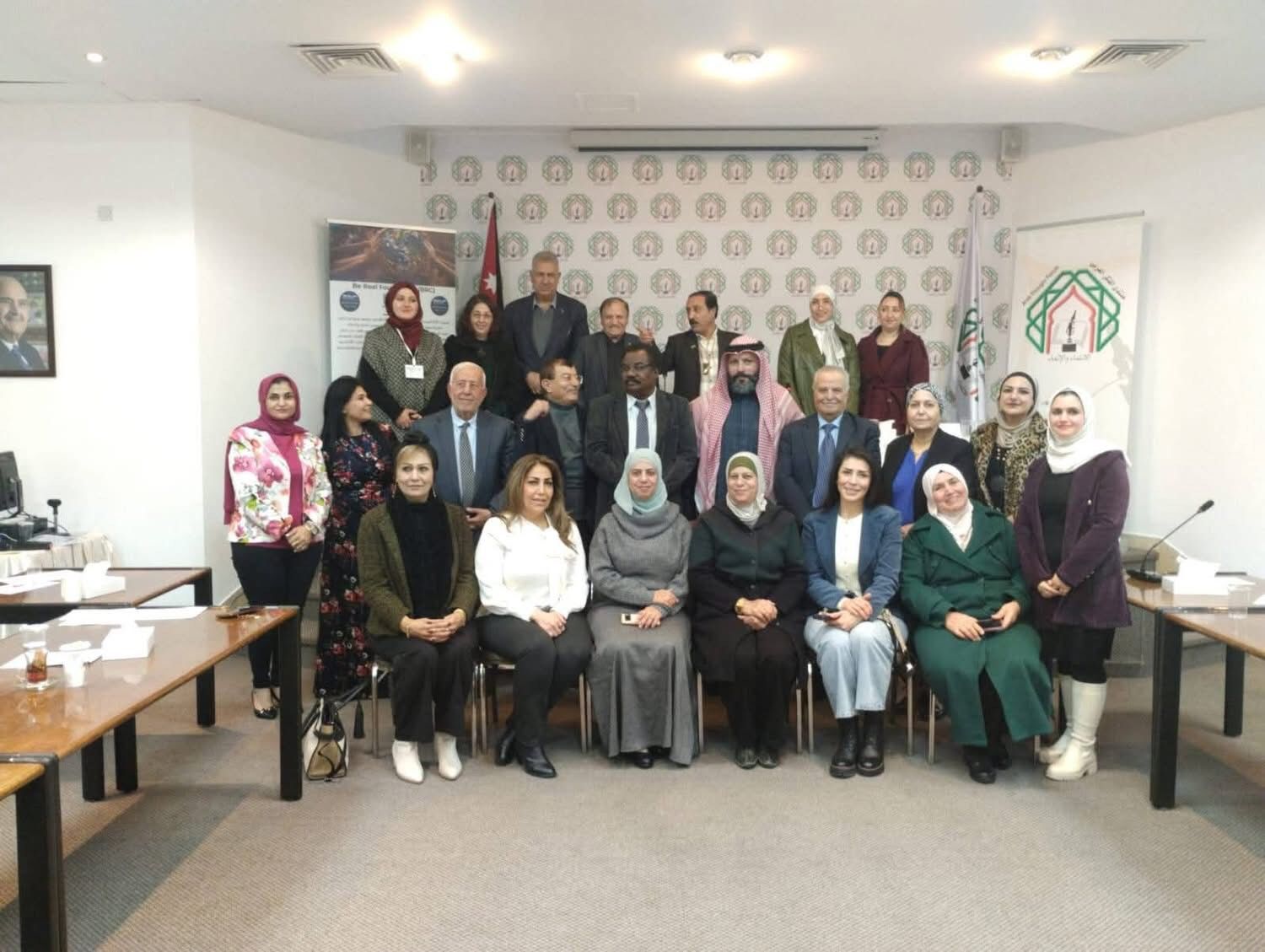 Madar Al-Saa Images 0.894668972822739