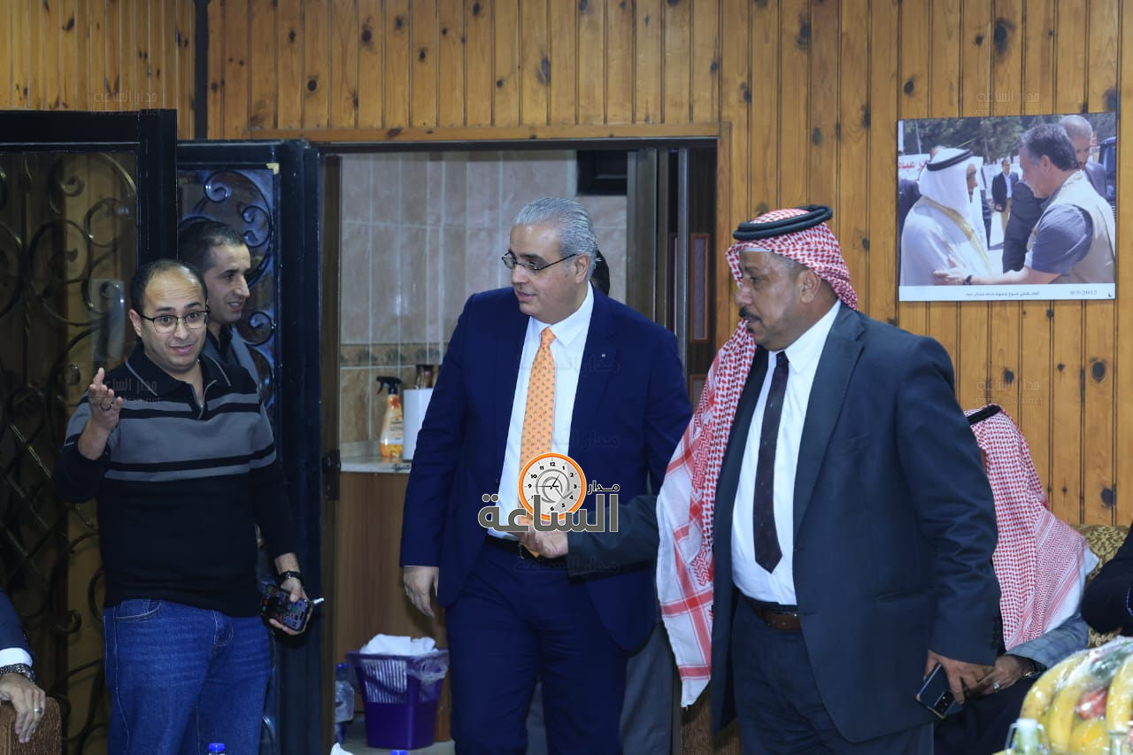 Madar Al-Saa Images 0.7642872096429809