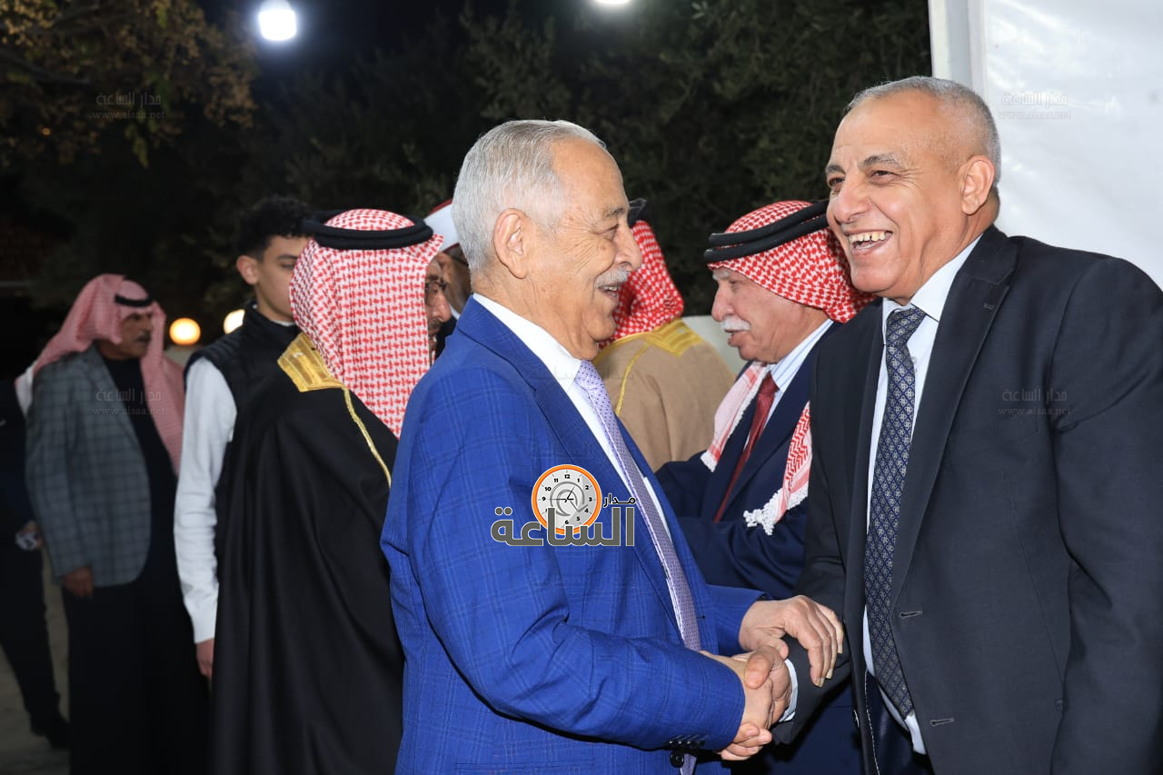 Madar Al-Saa Images 0.5458781354470805