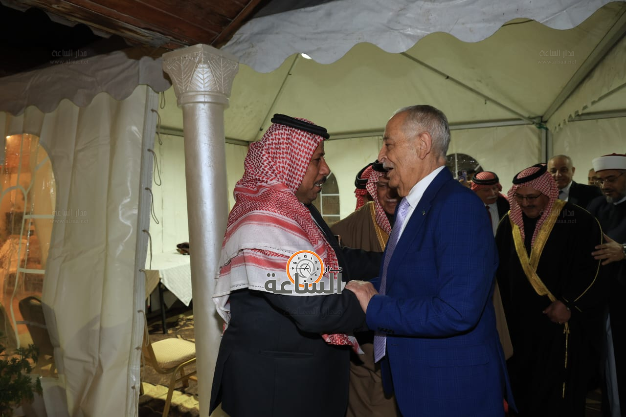 Madar Al-Saa Images 0.6086813449164676