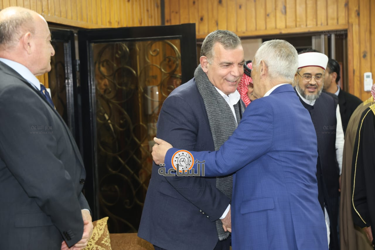 Madar Al-Saa Images 0.7704259490340012