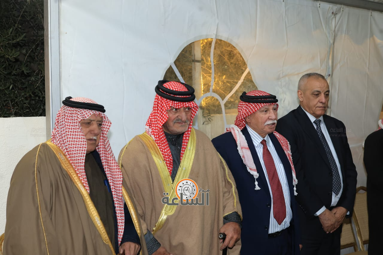 Madar Al-Saa Images 0.35149421238499534