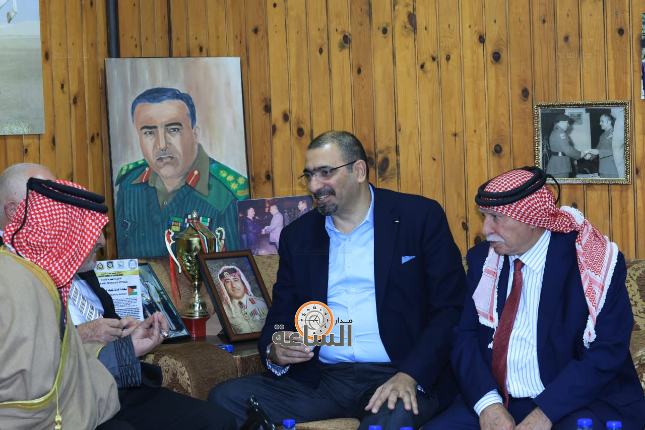 Madar Al-Saa Images 0.8269327303484781