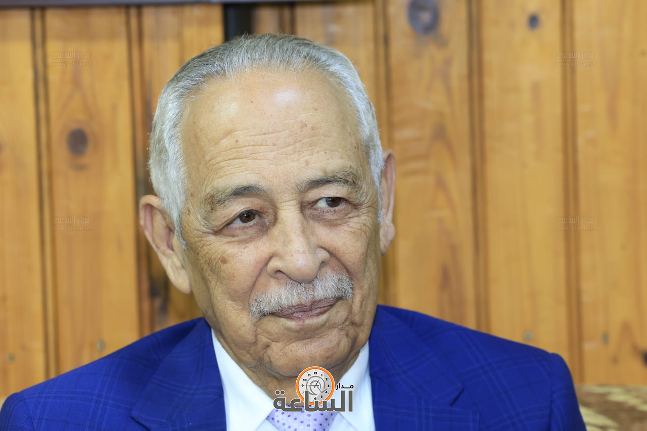 Madar Al-Saa Images 0.899334631115264