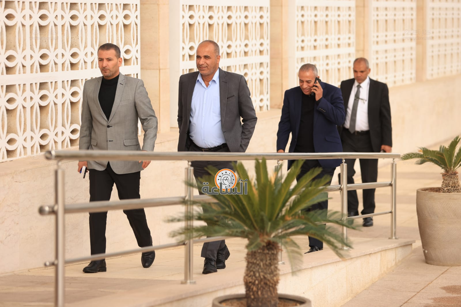 Madar Al-Saa Images 0.9197618472785837