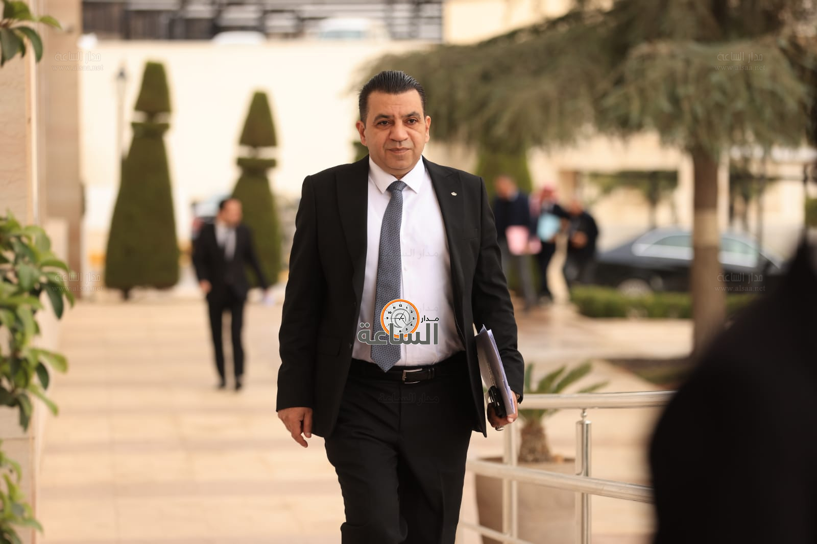 Madar Al-Saa Images 0.38175927417903155