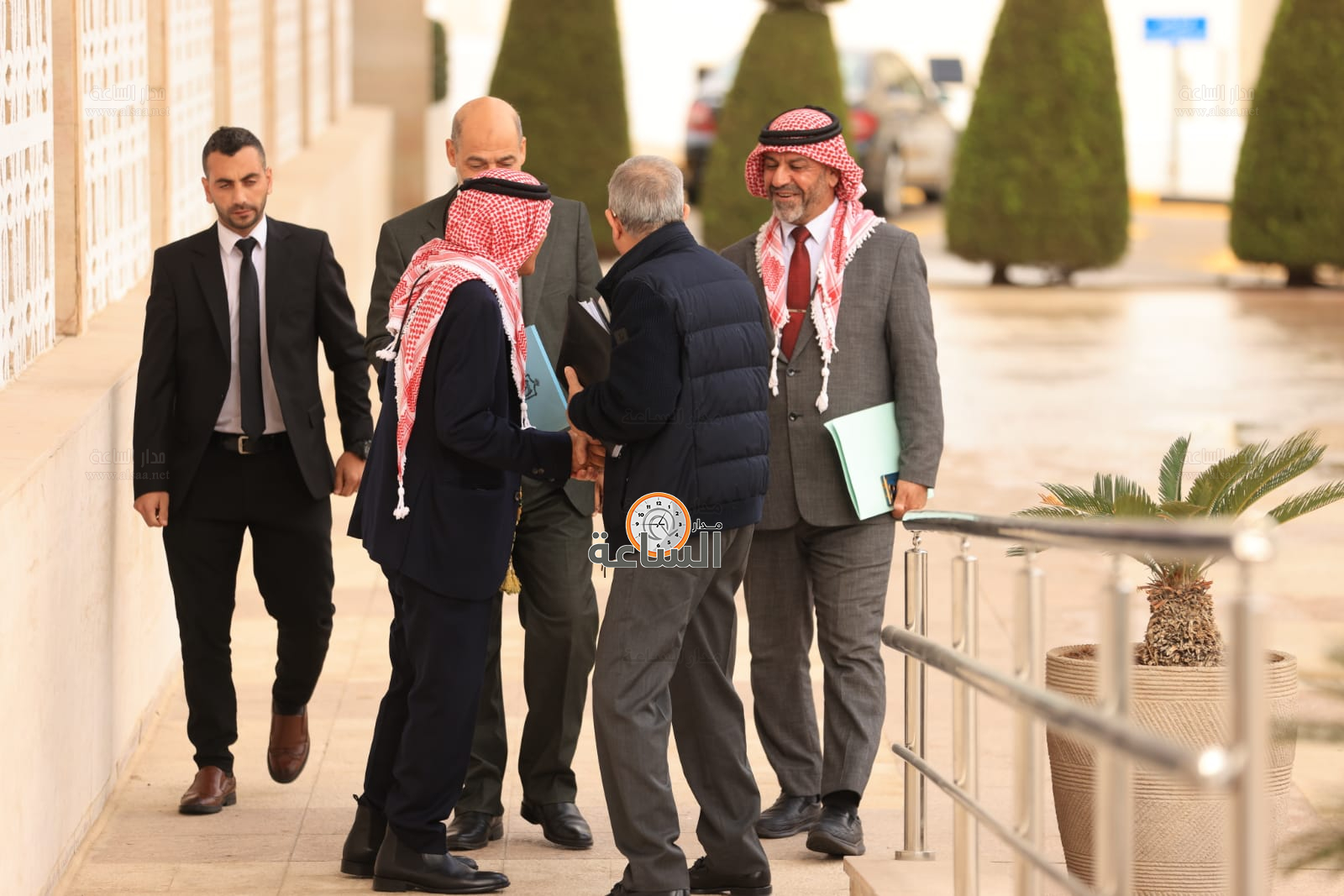 Madar Al-Saa Images 0.7868207316700722