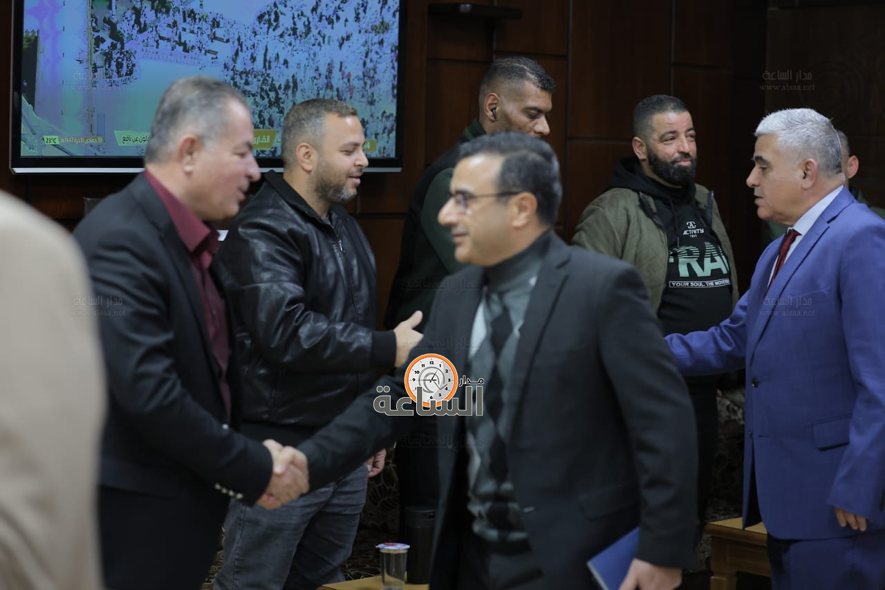 Madar Al-Saa Images 0.3528558740834564