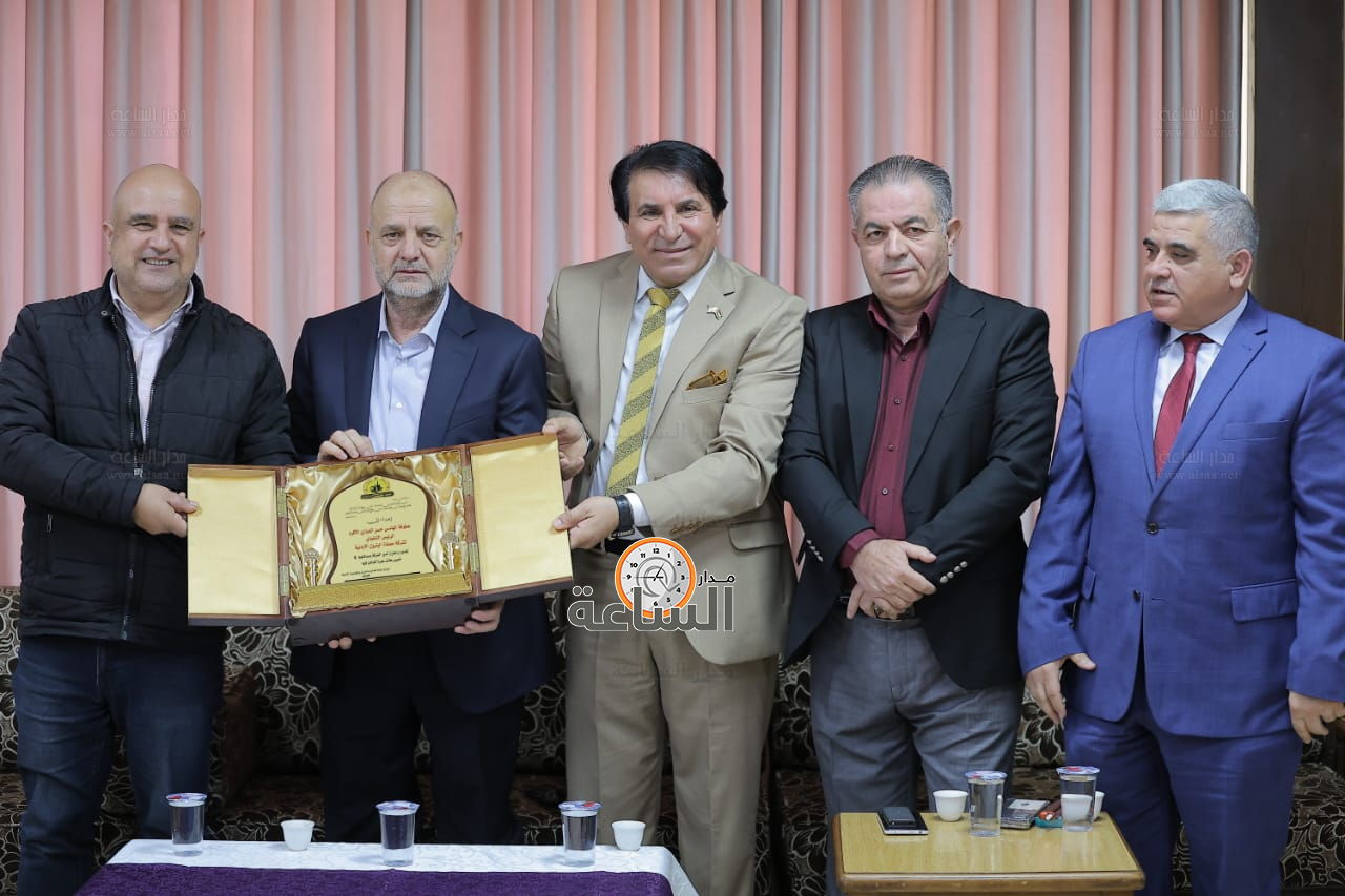 Madar Al-Saa Images 0.20914216643078587