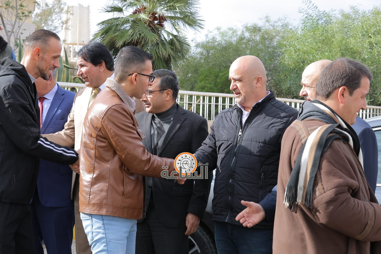 Madar Al-Saa Images 0.16832102213819133