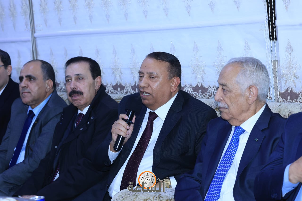 Madar Al-Saa Images 0.3222050566408844