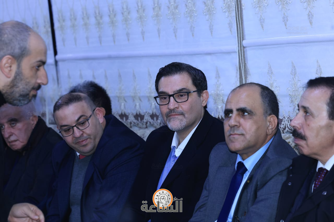 Madar Al-Saa Images 0.7811429435746379