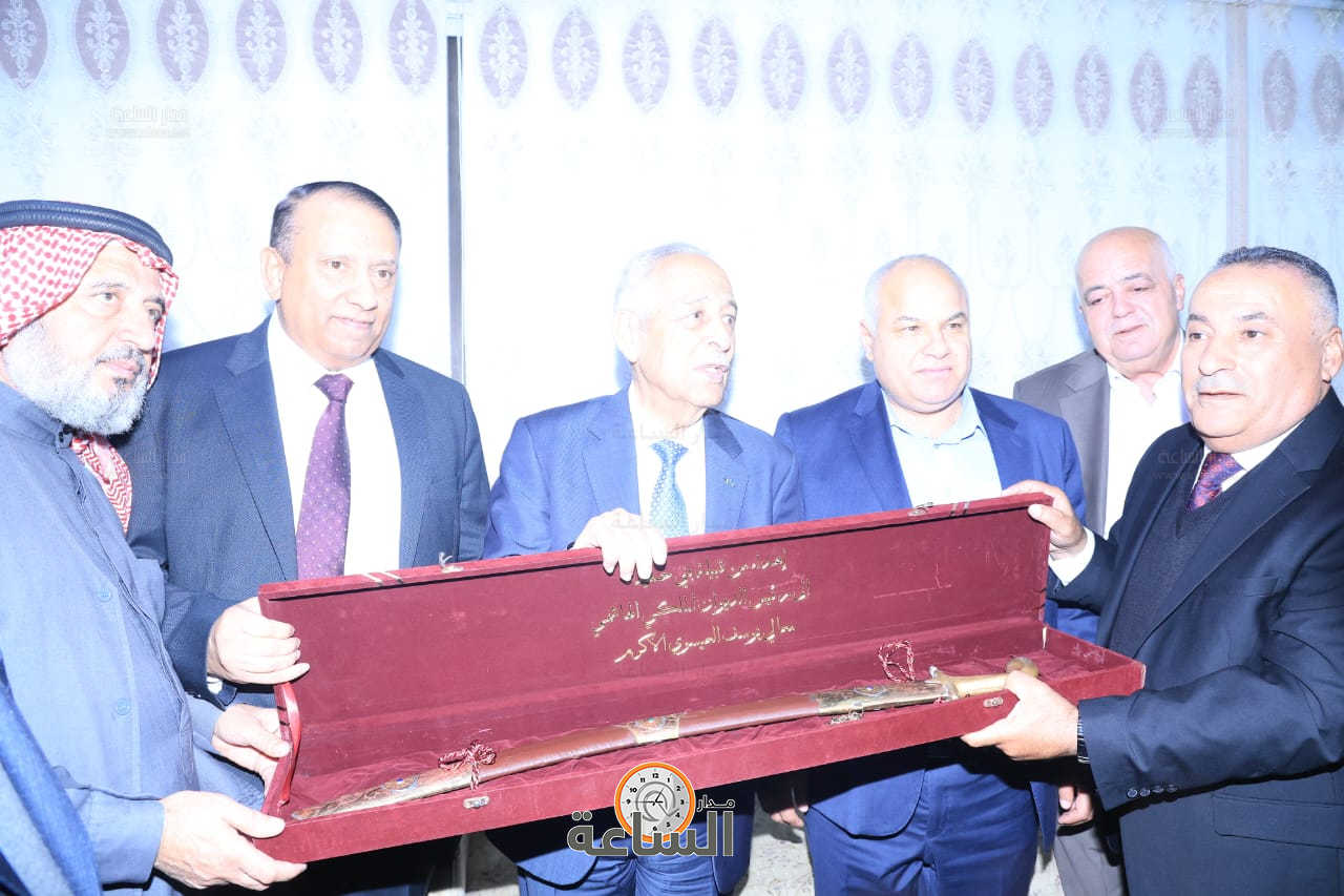 Madar Al-Saa Images 0.6460177975699353