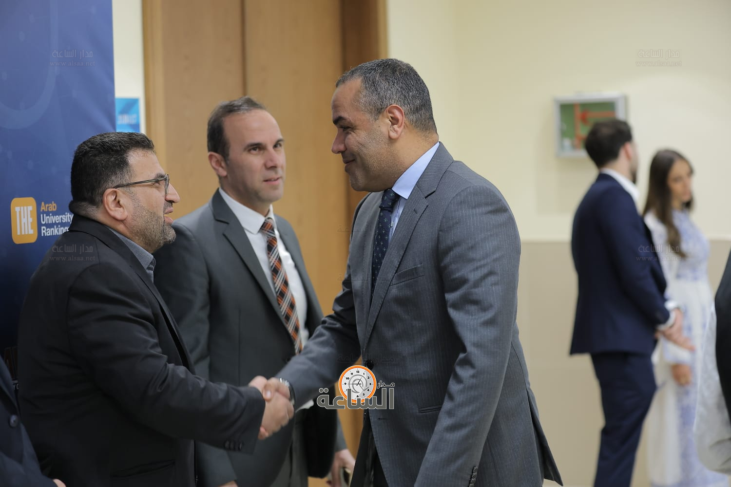 Madar Al-Saa Images 0.3945597362006118