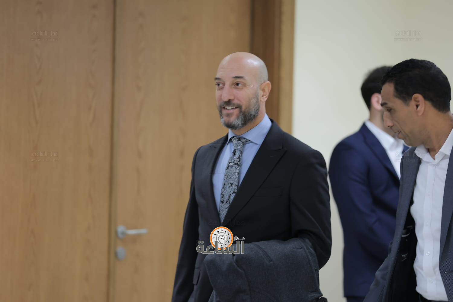 Madar Al-Saa Images 0.3012112072963401