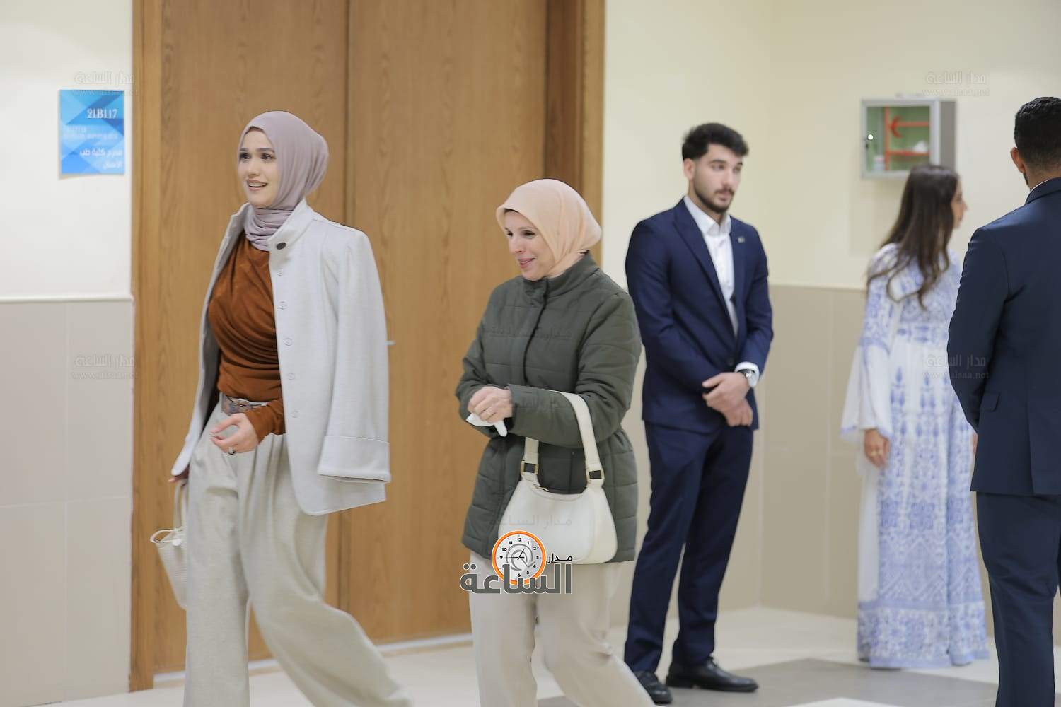 Madar Al-Saa Images 0.4418995144758966