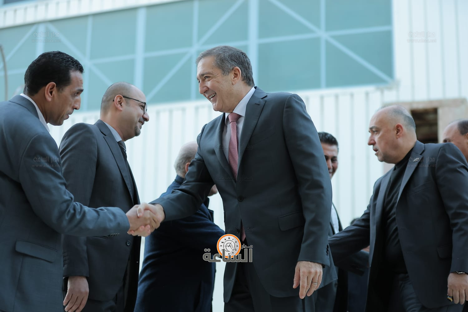 Madar Al-Saa Images 0.5015142283616669