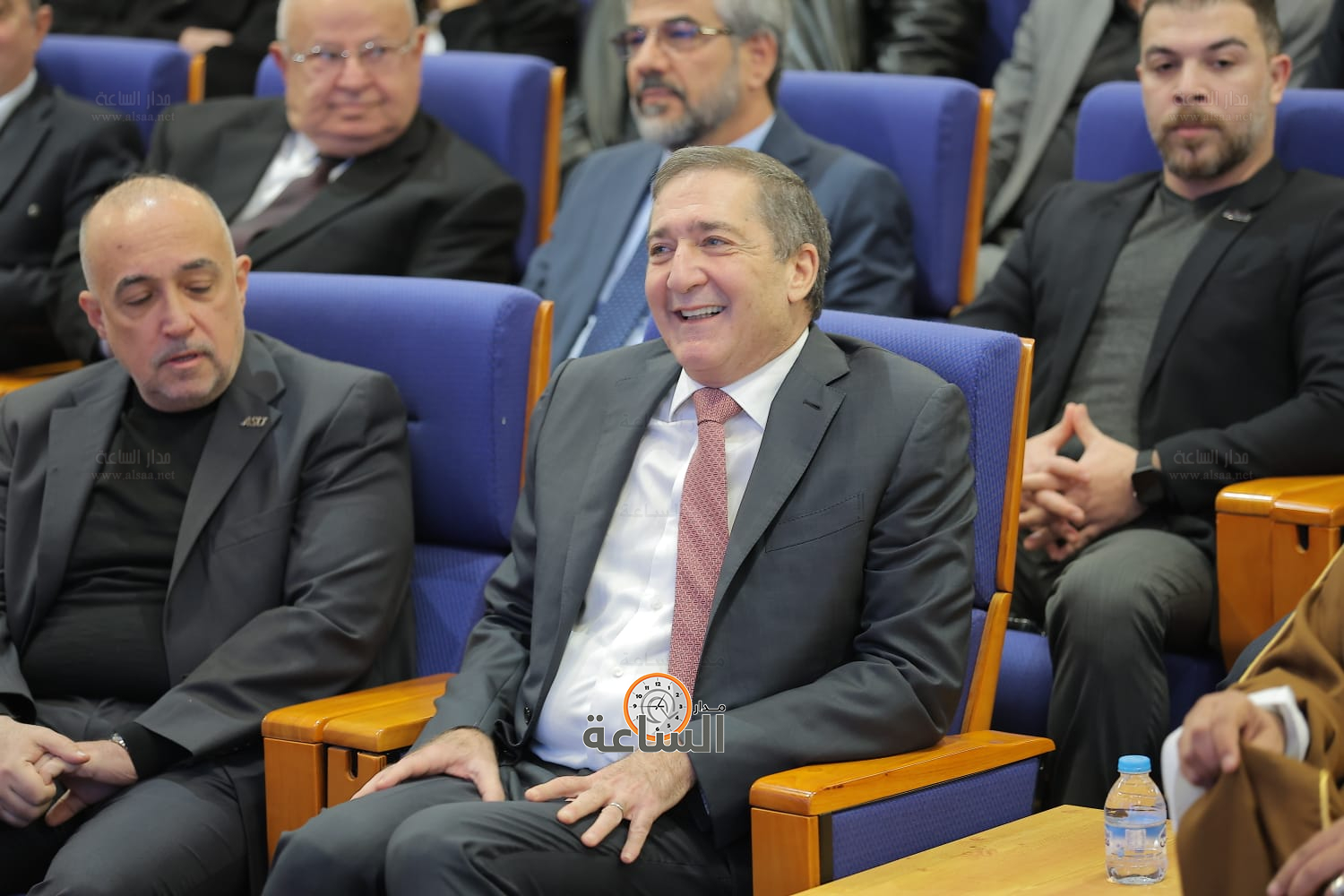 Madar Al-Saa Images 0.33298920026159773